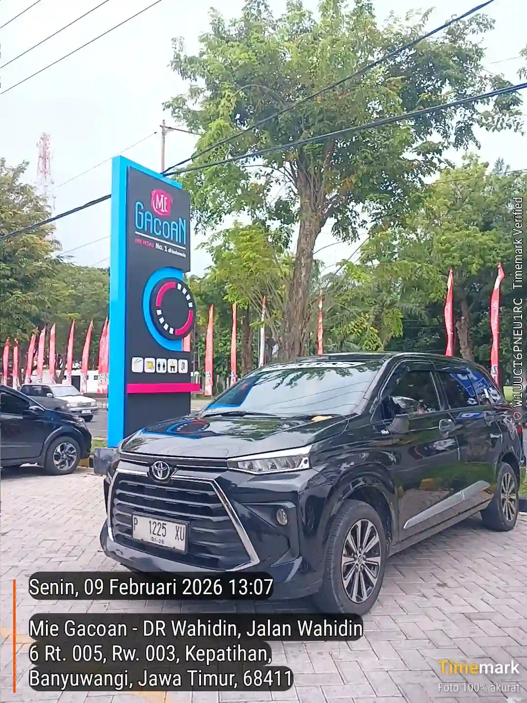 Sewa Mobil Banyuwangi Dengan Sopir - Senin, 09-02-2026